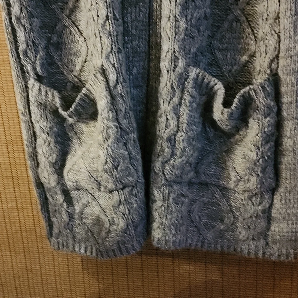 Rebel Long Thick Sweater Size Large - Picture 4 of 5